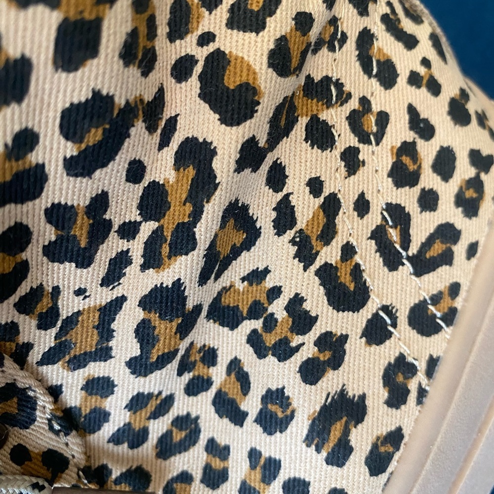 Canvas high tops in animal print by PROMOD- from Bordeaux, France 🇫🇷 Brand NEW - Picture 9 of 11